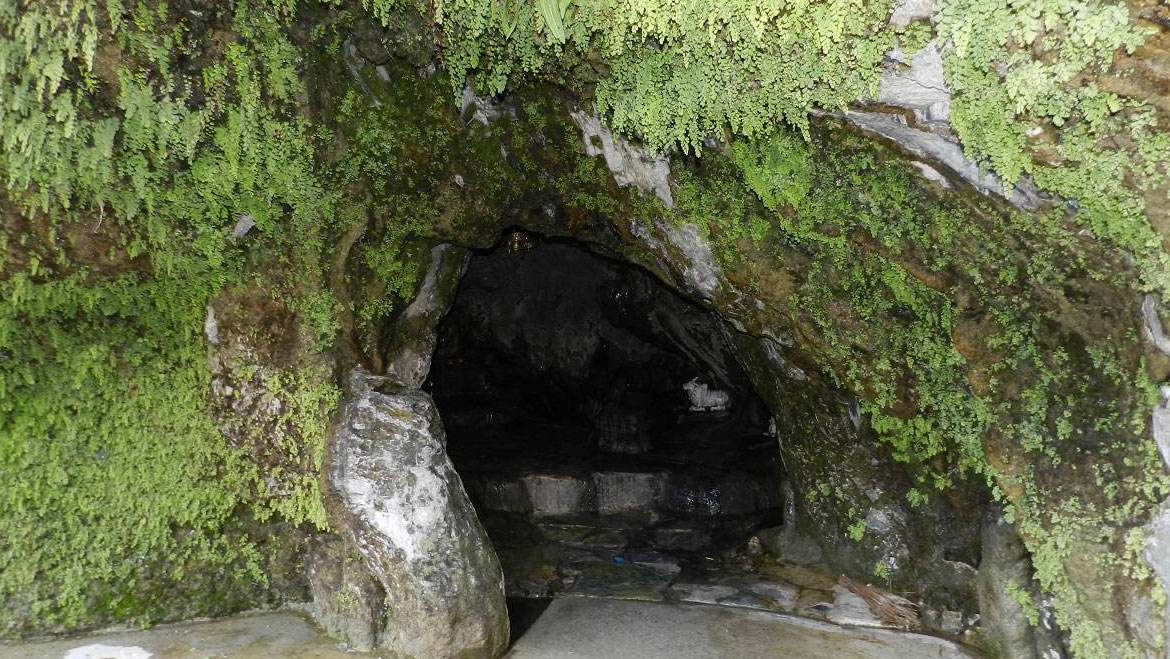 Famous Caves In Uttarakhand