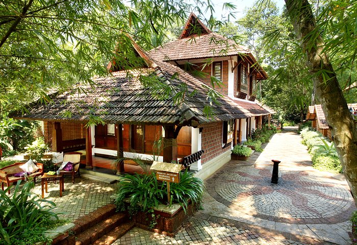 Punnamada Backwater Resort Alleppey